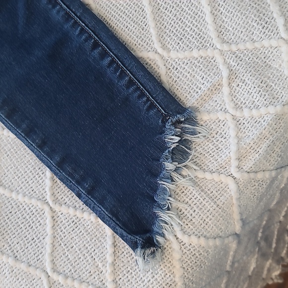 Articles of Society - Picture 4 of 11